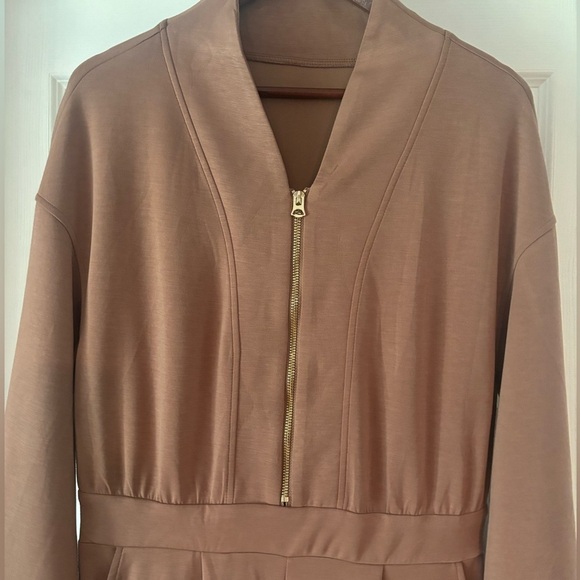 Dusty Rose Jogger Jumpsuit NWOT - Picture 4 of 5